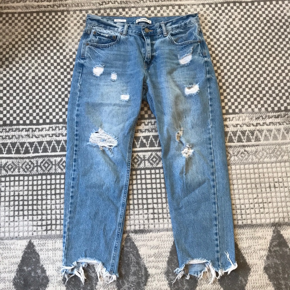 Women’s Distressed Jeans